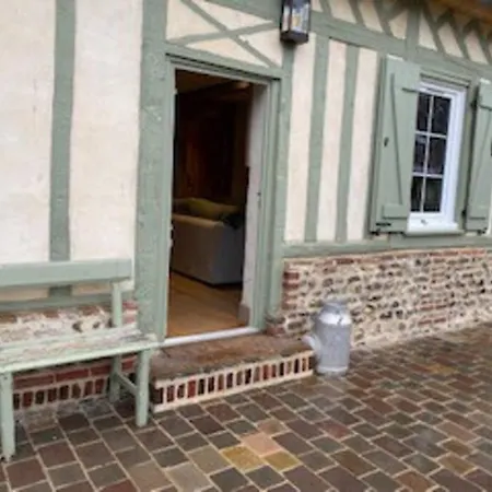 Chaleureuse Ferme Restauree Au Calme Avec Piscine