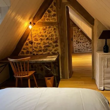 Chaleureuse Ferme Restauree Au Calme Avec Piscine * Fiquefleur-Équainville