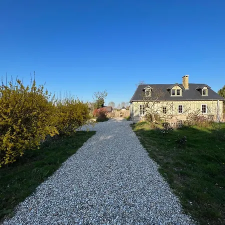 Chaleureuse Ferme Restauree Au Calme Avec Piscine