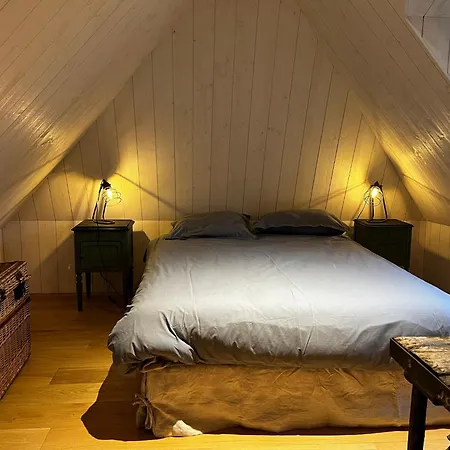 Chaleureuse Ferme Restauree Au Calme Avec Piscine Tatil Evi Fiquefleur-Équainville